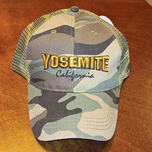Yosemite National Park Trucker Cap in Camo colors NWT w logo